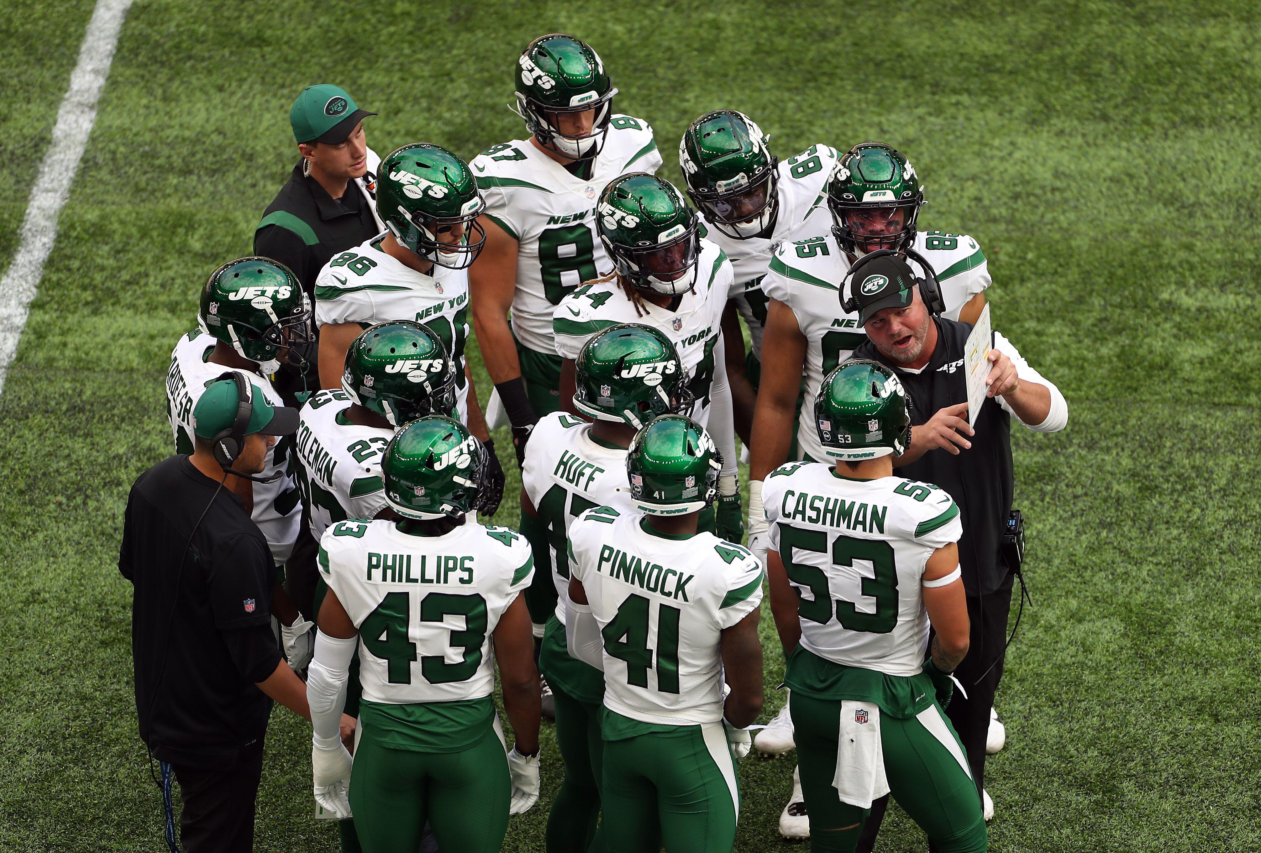 New York Jets in a Teamtalk during the 21/22 Season